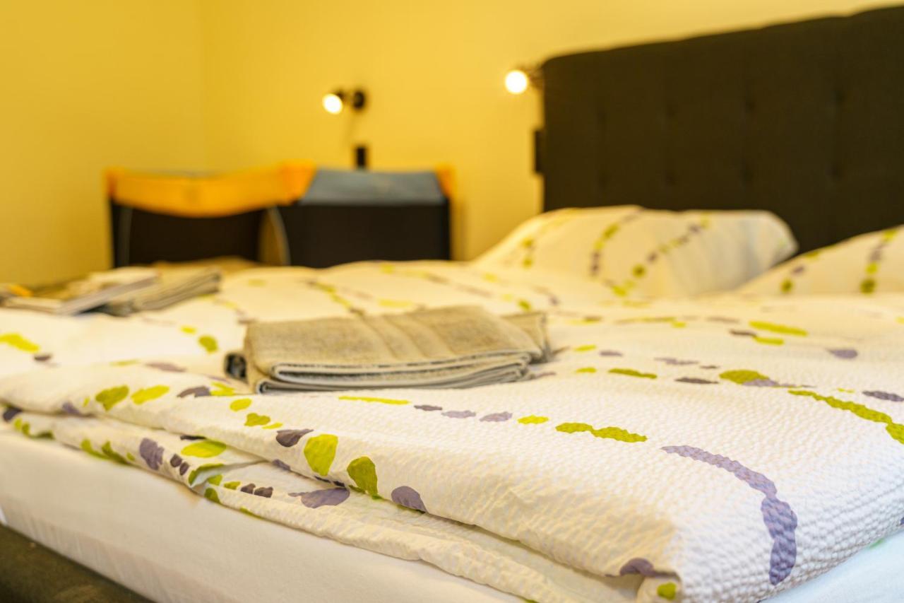 Hotel Und Hostel Gleisbett Анаберг-Бухолц Екстериор снимка