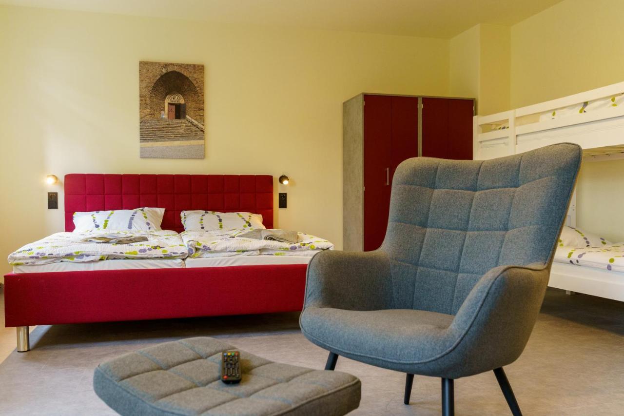 Hotel Und Hostel Gleisbett Анаберг-Бухолц Екстериор снимка