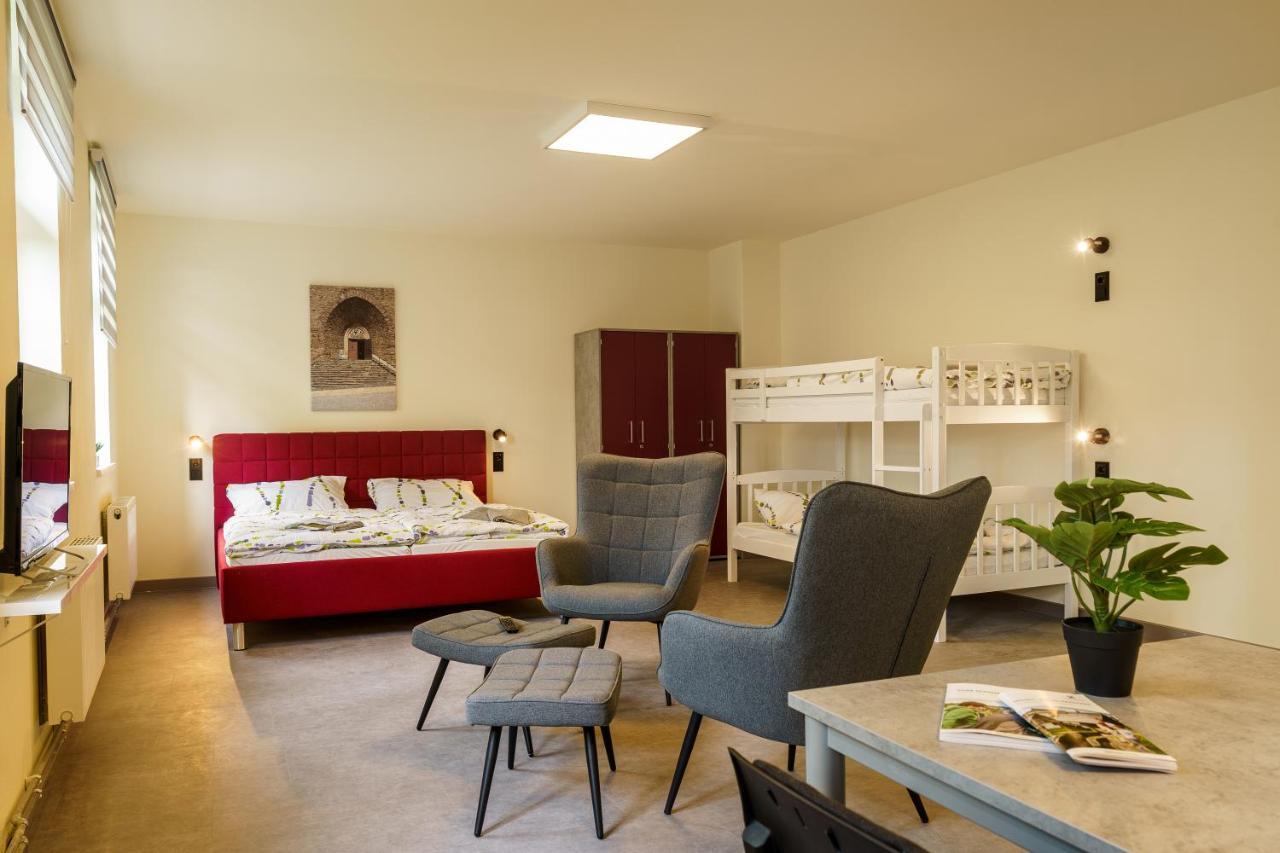 Hotel Und Hostel Gleisbett Анаберг-Бухолц Екстериор снимка